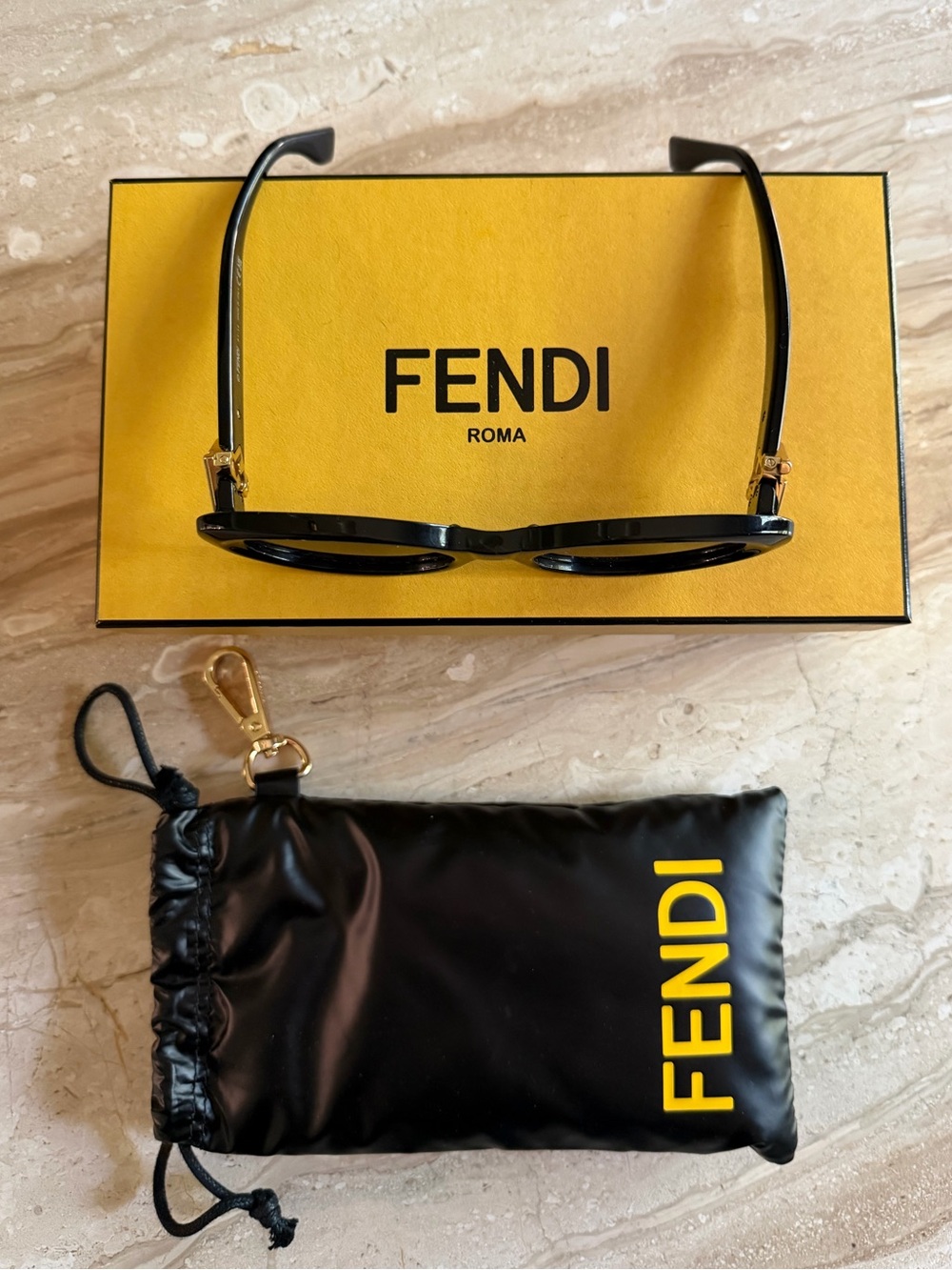 FENDI FF Diamonds Sunglasses (Black) - Picture 3 of 9